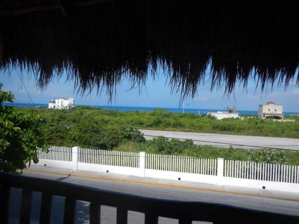 Marina Paraiso Isla Mujeres Hotel Esterno foto