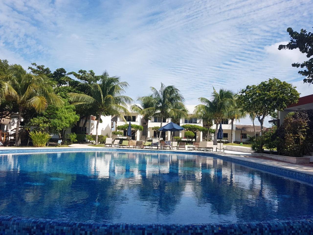 Marina Paraiso Isla Mujeres Hotel Esterno foto
